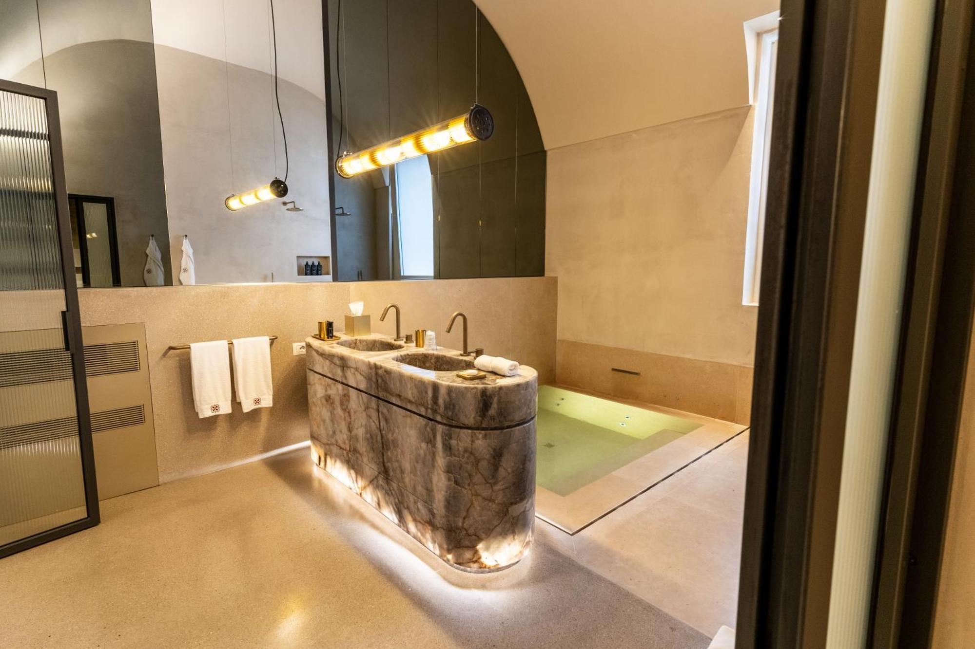 Palazzo De Noha - Boutique Hotel Lecce Exterior photo